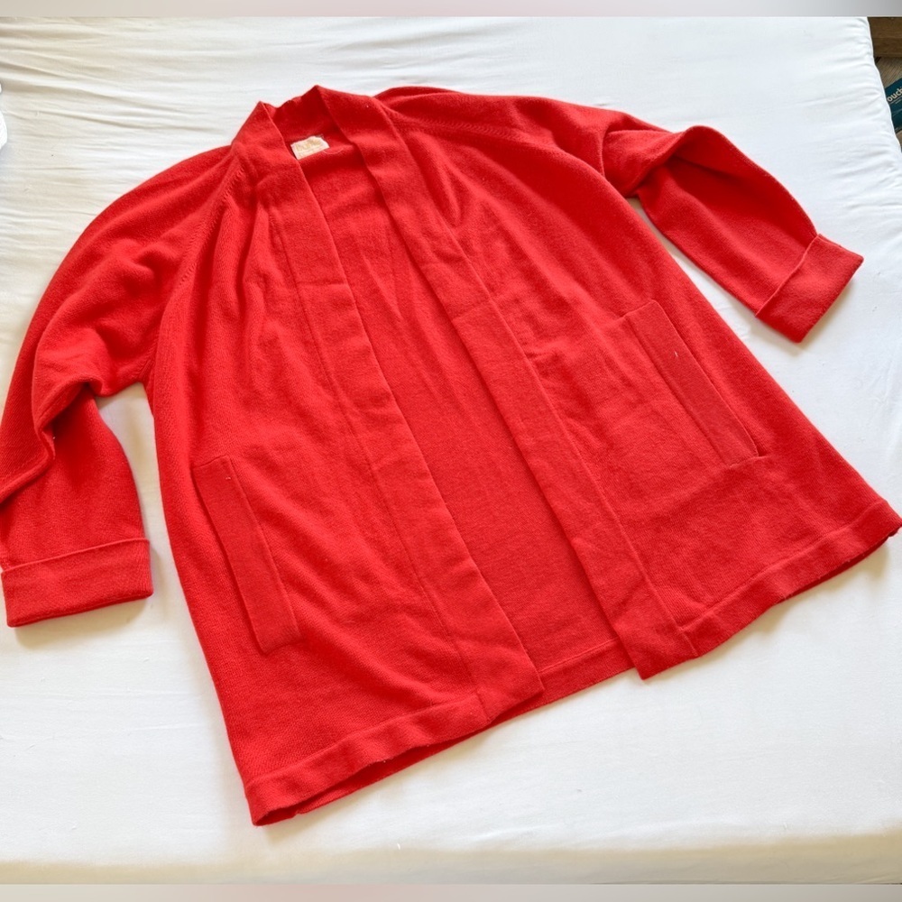 Barrie 100% Cashmere Sweater size L